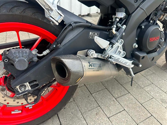 Yamaha MT-125 9 of 13