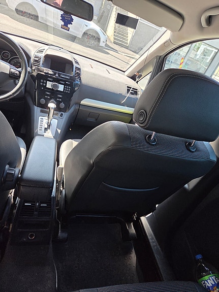 Opel Zafira 13 of 17