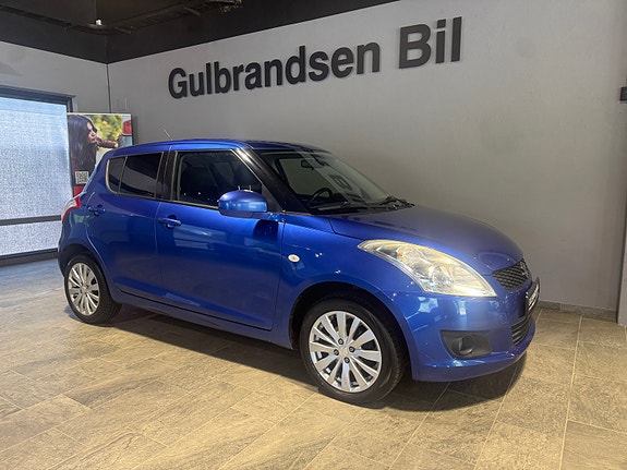 Suzuki Swift 3 of 5