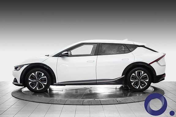 Kia EV6 2 of 5