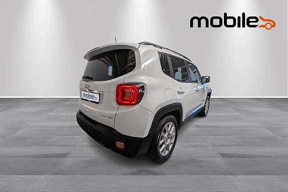 Jeep Renegade 5 of 30