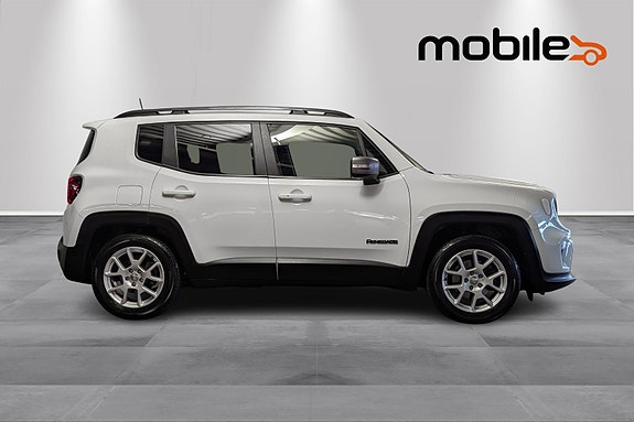 Jeep Renegade 4 of 30