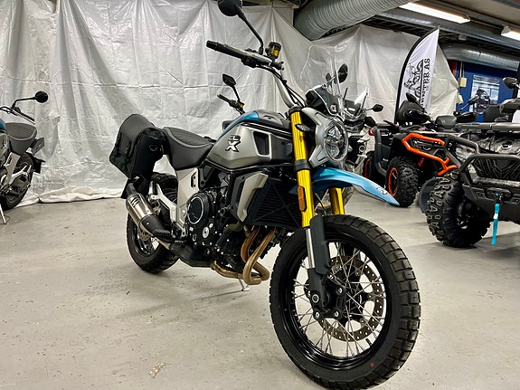 CFMOTO CL-X Adventure 2 of 5