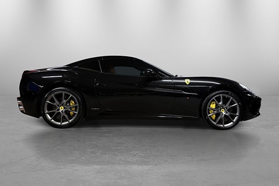 Ferrari California 7 of 30