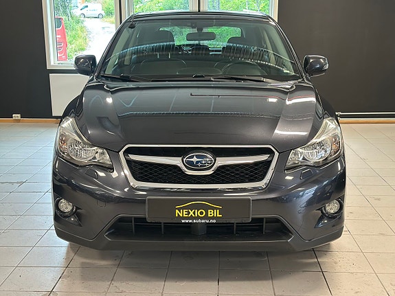 Subaru XV 2 of 5