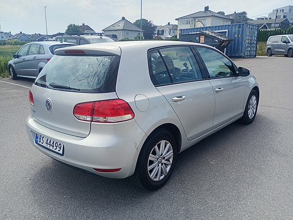 Volkswagen Golf VI 5 of 5