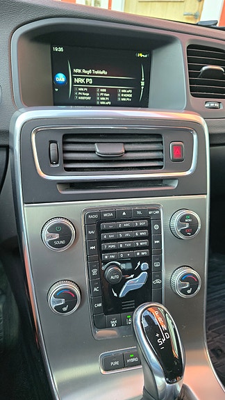 Volvo V60 7 of 12