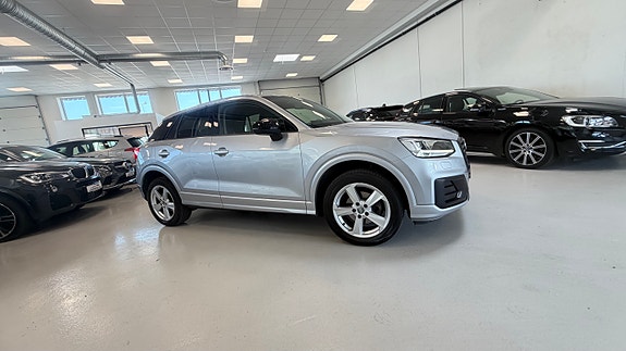 Audi Q2 3 of 30