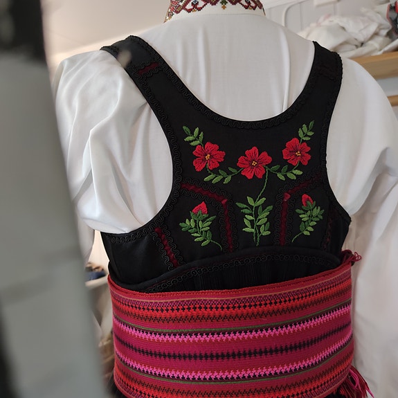 Product image 3 of 7