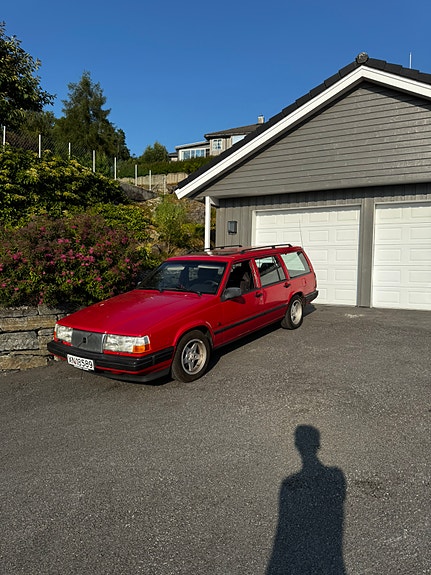 Volvo 940 2 of 5