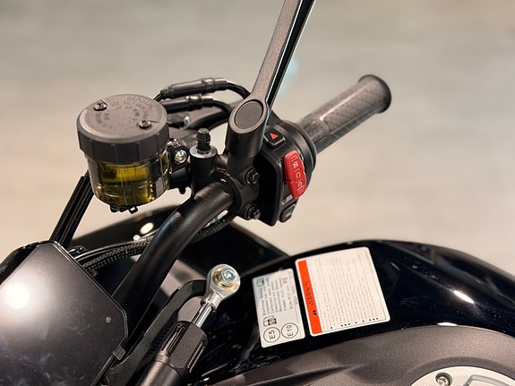 CFMOTO 675NK GP Edition 16 of 23