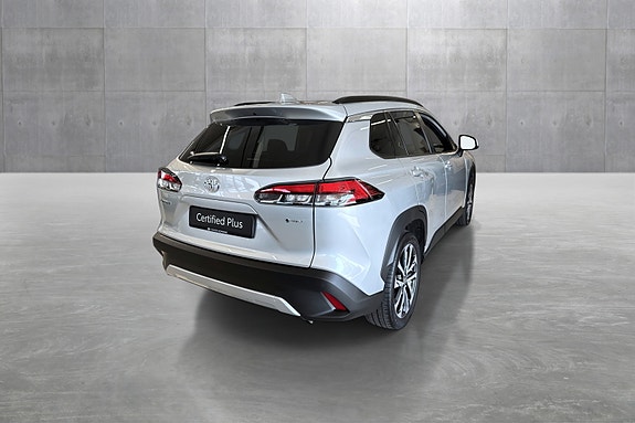 Toyota Corolla Cross 4 of 5