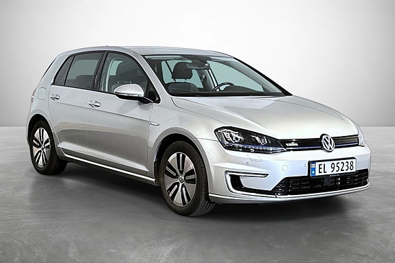Volkswagen e-Golf VII 4 of 5