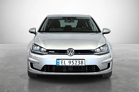Volkswagen e-Golf VII 3 of 5