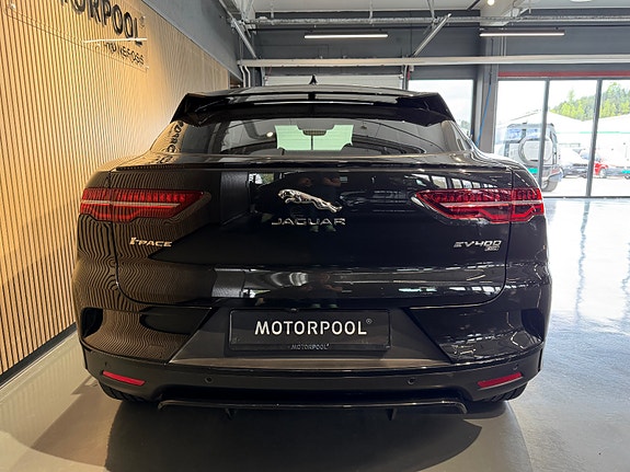 Jaguar I-PACE 5 of 5