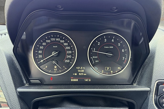 BMW 220i 10 of 18