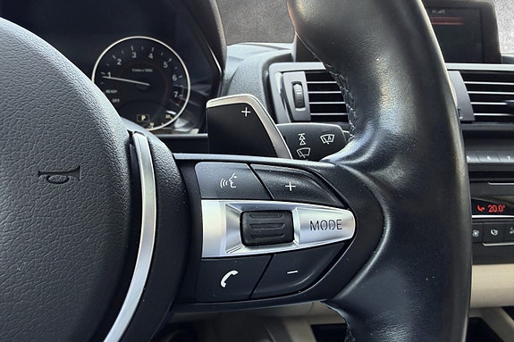 BMW 220i 9 of 18