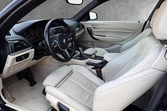 BMW 220i 5 of 18