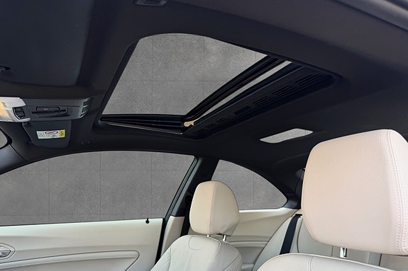 BMW 220i 6 of 18