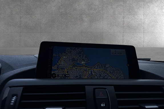 BMW 220i 15 of 18