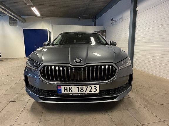 Skoda Superb 2 of 30