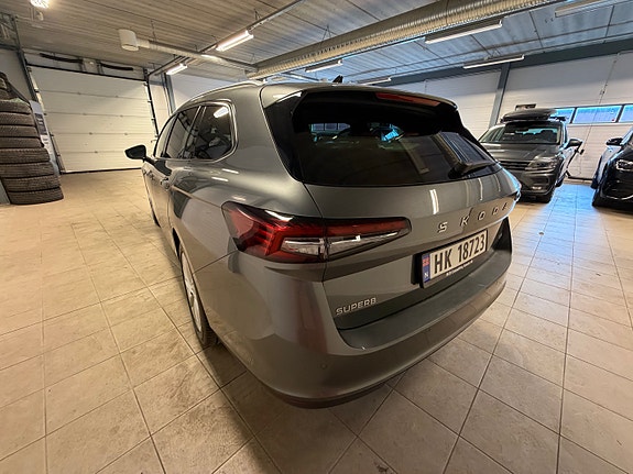Skoda Superb 8 of 30