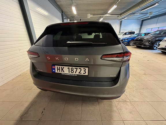 Skoda Superb 7 of 30
