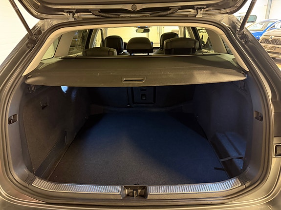 Skoda Superb 14 of 30