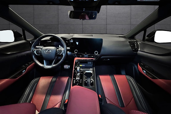 Lexus NX450h 9 of 22