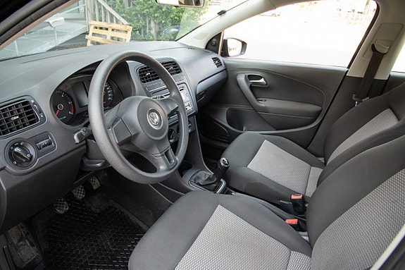Volkswagen Polo 10 of 17