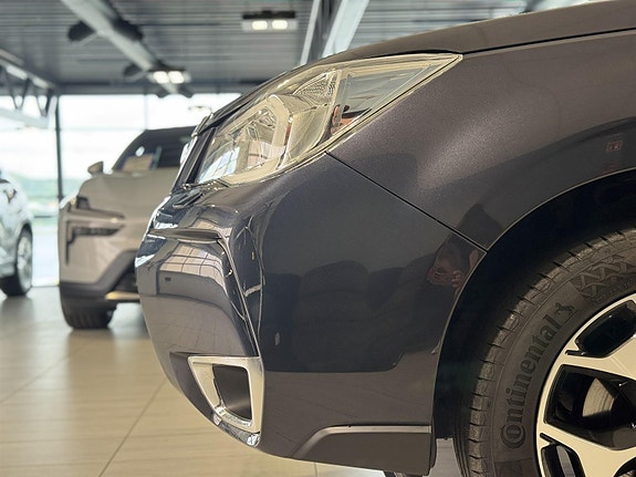 Subaru Forester 4 of 5