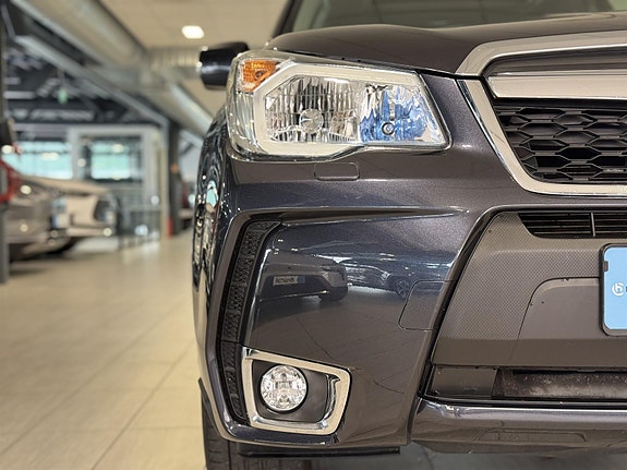 Subaru Forester 2 of 5