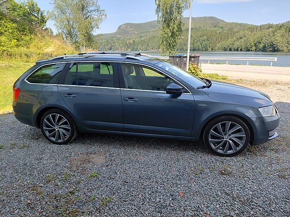 Skoda Octavia 6 of 29