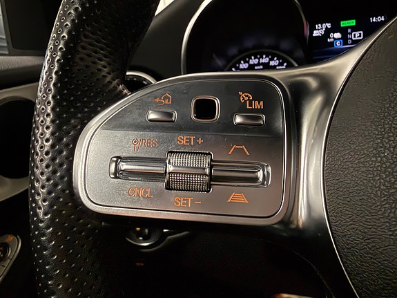 Mercedes-Benz GLC300 e 23 of 27