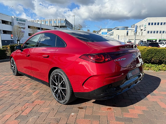 Mercedes-Benz CLA250+ 3 of 18