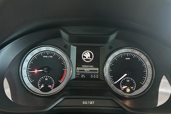 Skoda Octavia 10 of 24