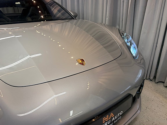 Porsche Panamera 4 of 5