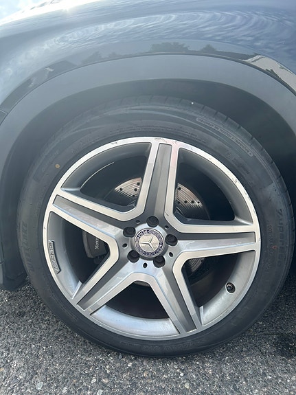 Mercedes-Benz GLA220 3 of 21