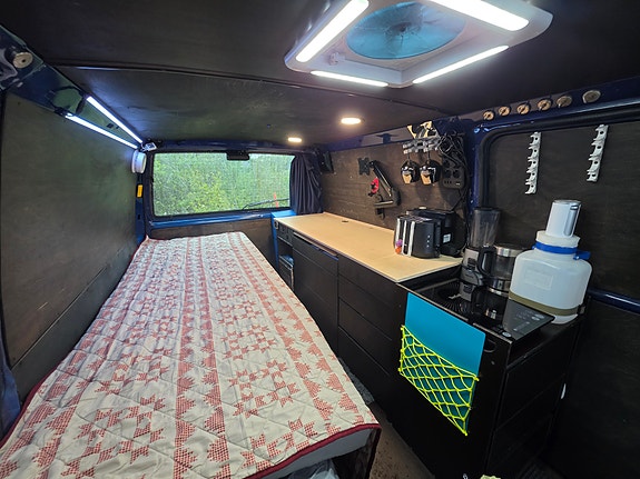 Volkswagen Transporter 2 of 30