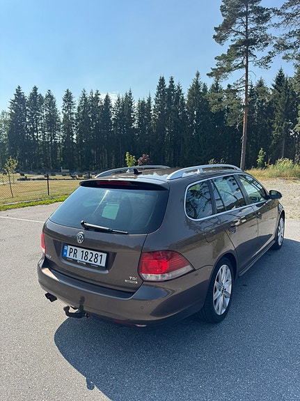 Volkswagen Golf VI 5 of 5