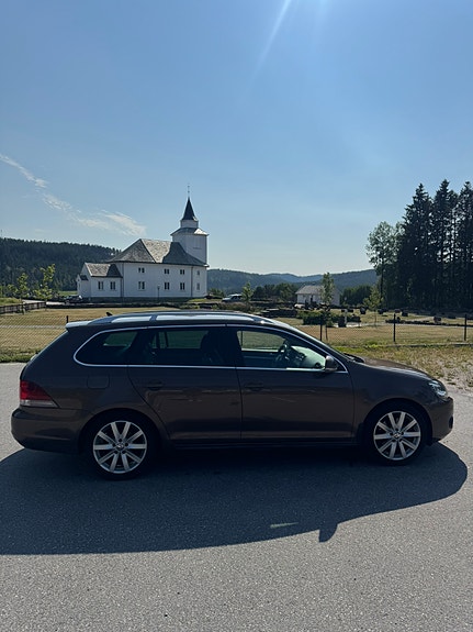 Volkswagen Golf VI 4 of 5