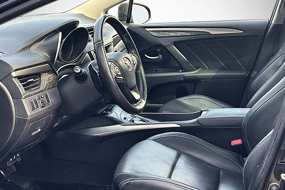 Toyota Avensis 12 of 20