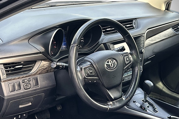 Toyota Avensis 9 of 20
