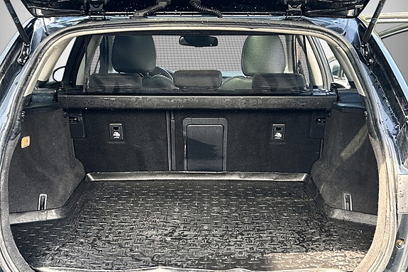 Toyota Avensis 20 of 20