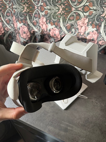Oculus quest 2 | til salgs | FINN Torget