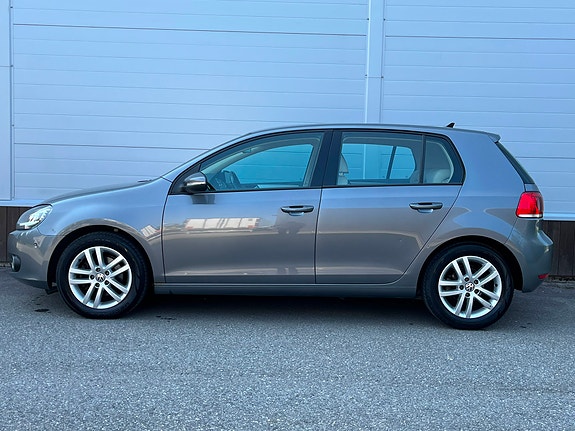 Volkswagen Golf VI 3 of 5