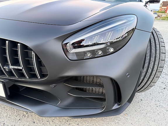 Mercedes-Benz AMG GT R 7 of 30