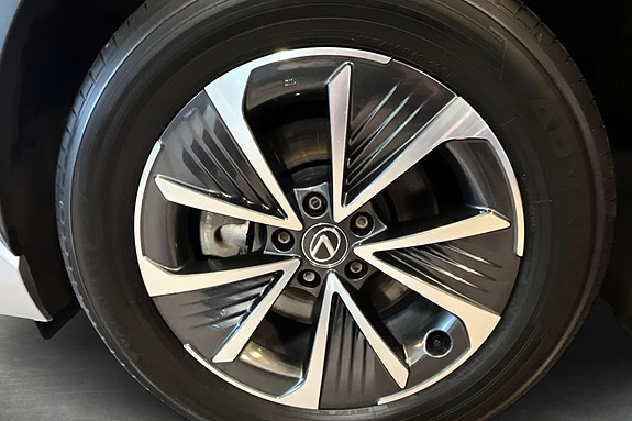 Lexus RZ450e 21 of 21