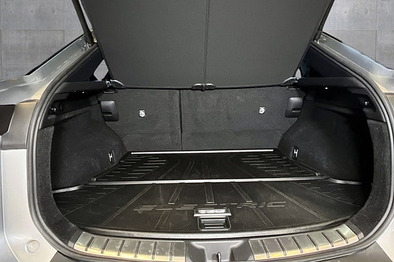 Lexus RZ450e 19 of 21