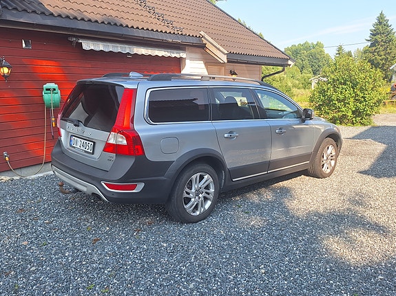 Volvo XC70 4 of 5
